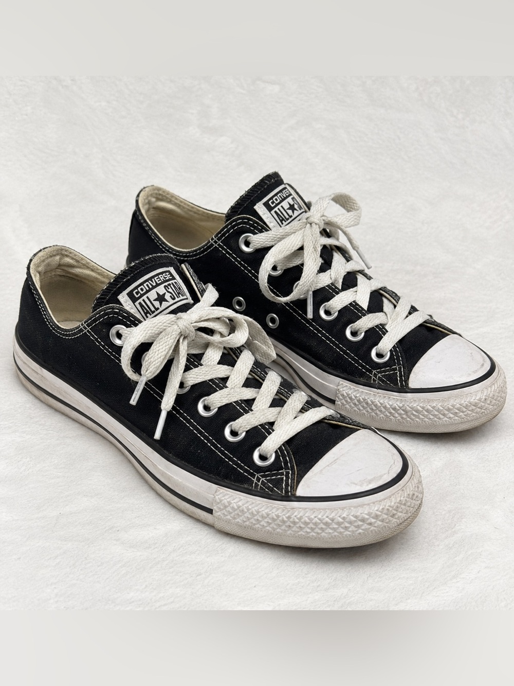 Converse Chuck Taylor All Star Black Low Top Sneakers Men 7 Women 9